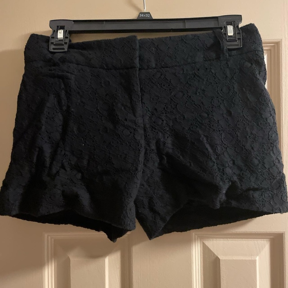 Elegant Black Lace Women's Shorts